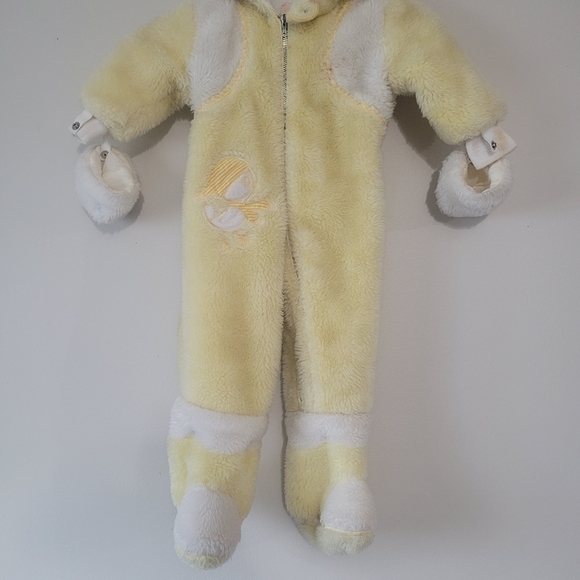 Vintage  Yellow and white baby bear snowsuit 18-24months made in Canada - Picture 1 of 16